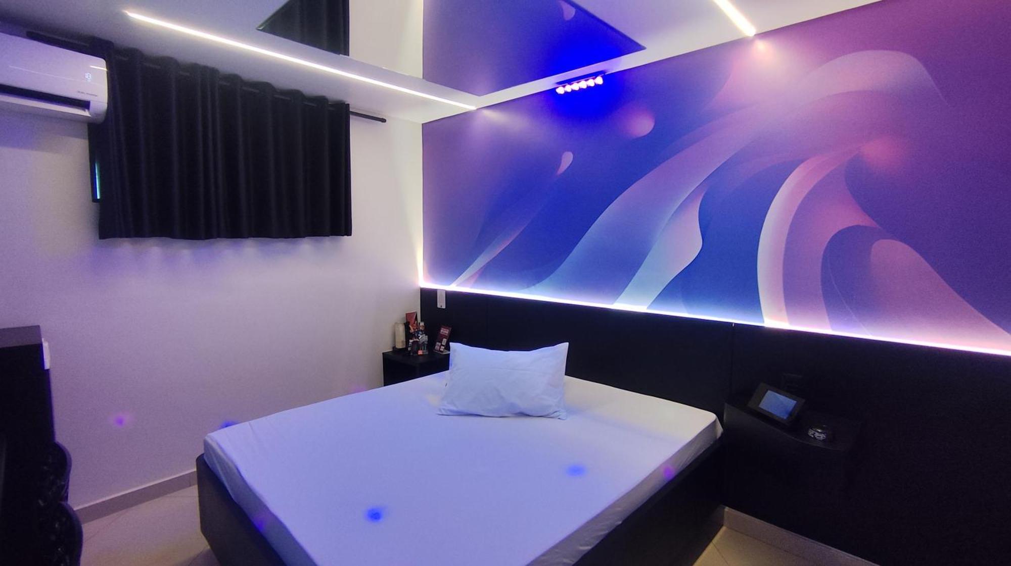 Marselha Ltda Hotel do amor *